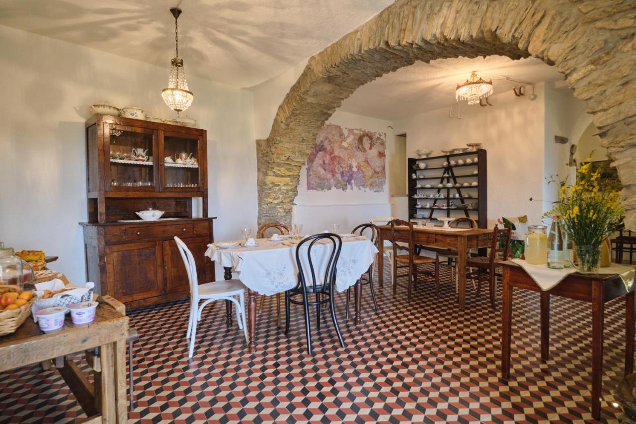 Arnasco Agriturismo Le Merline מראה חיצוני תמונה